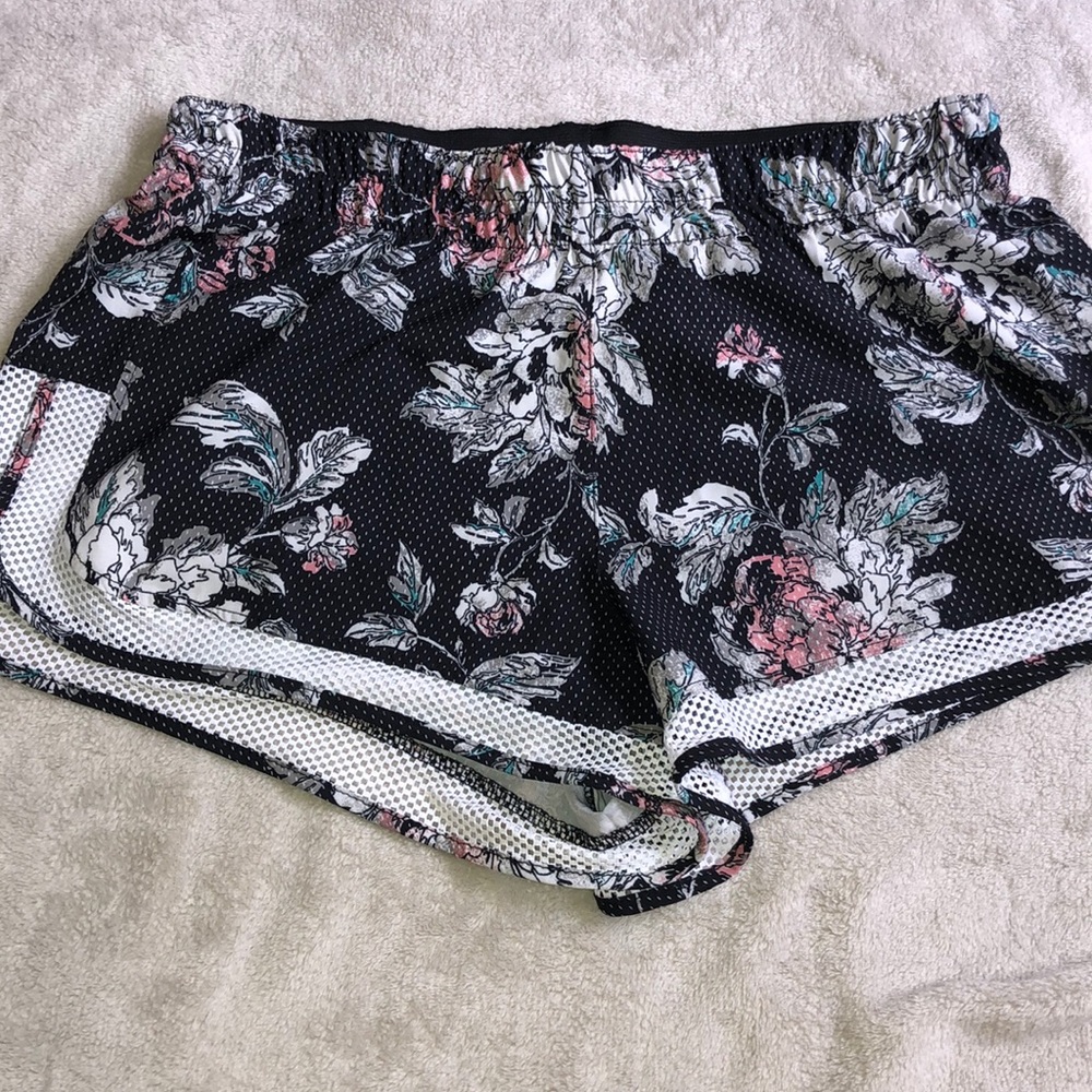 Running shorts